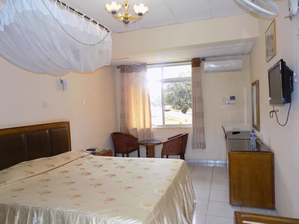 Hotel Oasis Morogoro Екстериор снимка