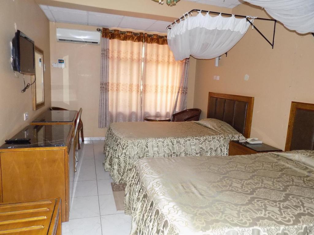 Hotel Oasis Morogoro Екстериор снимка